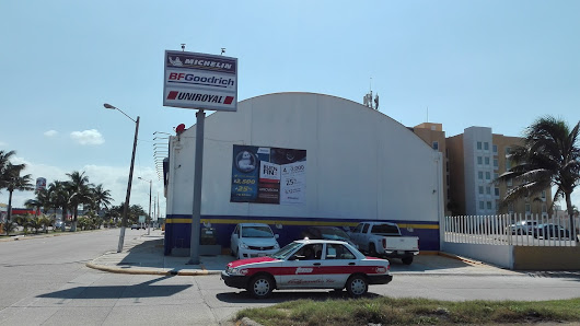 Llantera Sen / Mercado De Llantas Coatzacoalcos Palmas